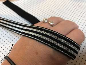 Blød elastik - velegnet til undertøj, 2 cm - sort, sølv